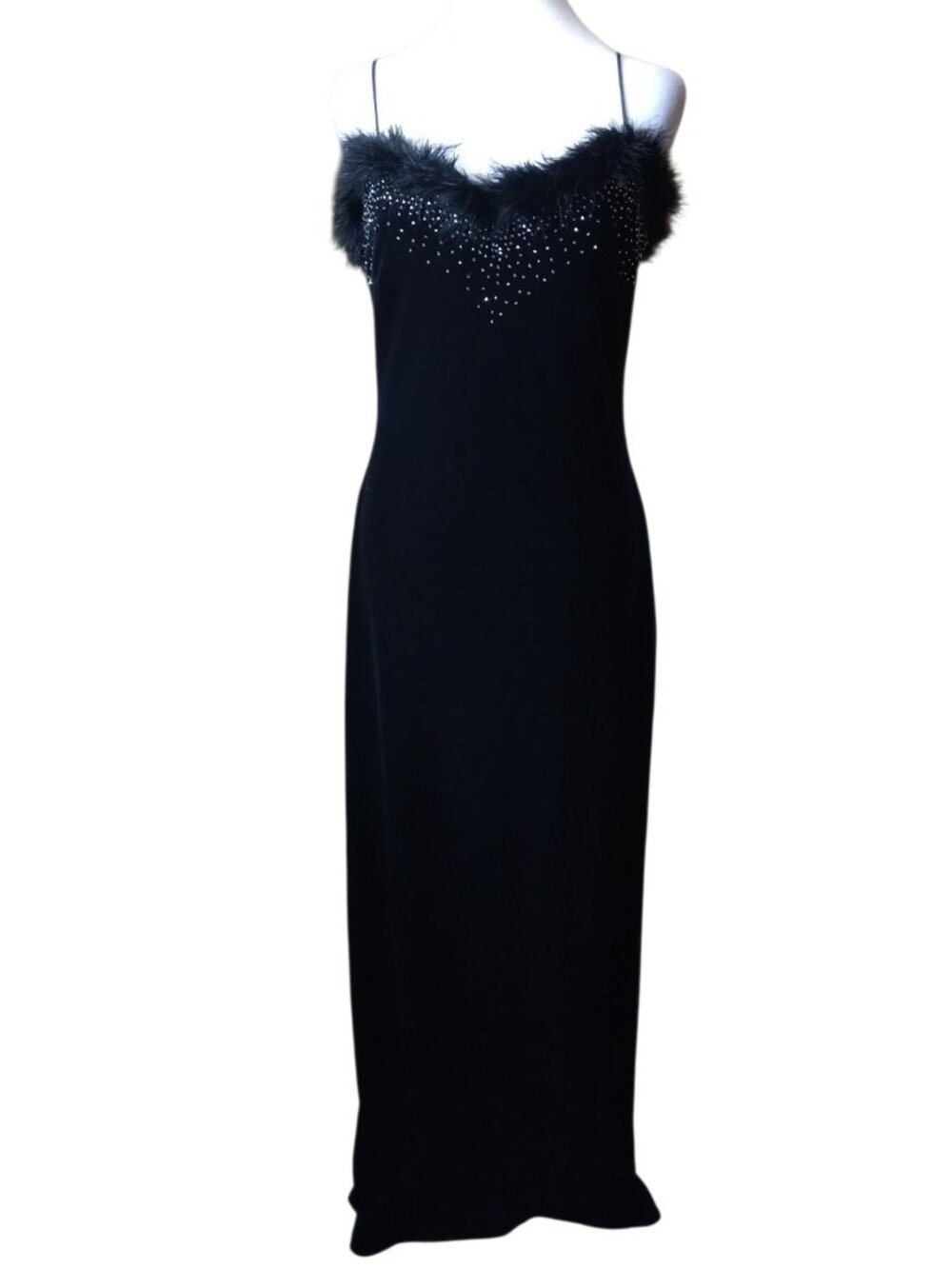 Dave & Johnny Women's 9/10 Black Velvet Beaded Feather Accent Maxi Dress Formal